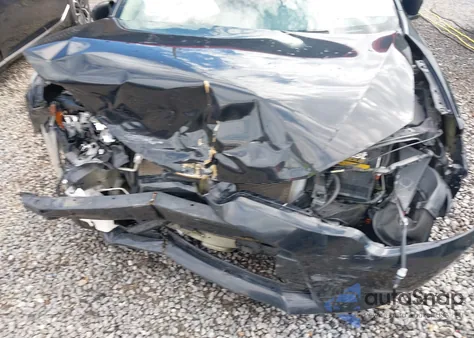 2016 Toyota Corolla Le z USA, uszkodzony, nr VIN 2T1BURHE4GC708754